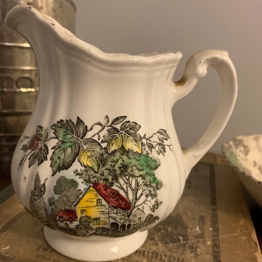 J & G MEAKIN Creamer Sheraton White VINTAGE